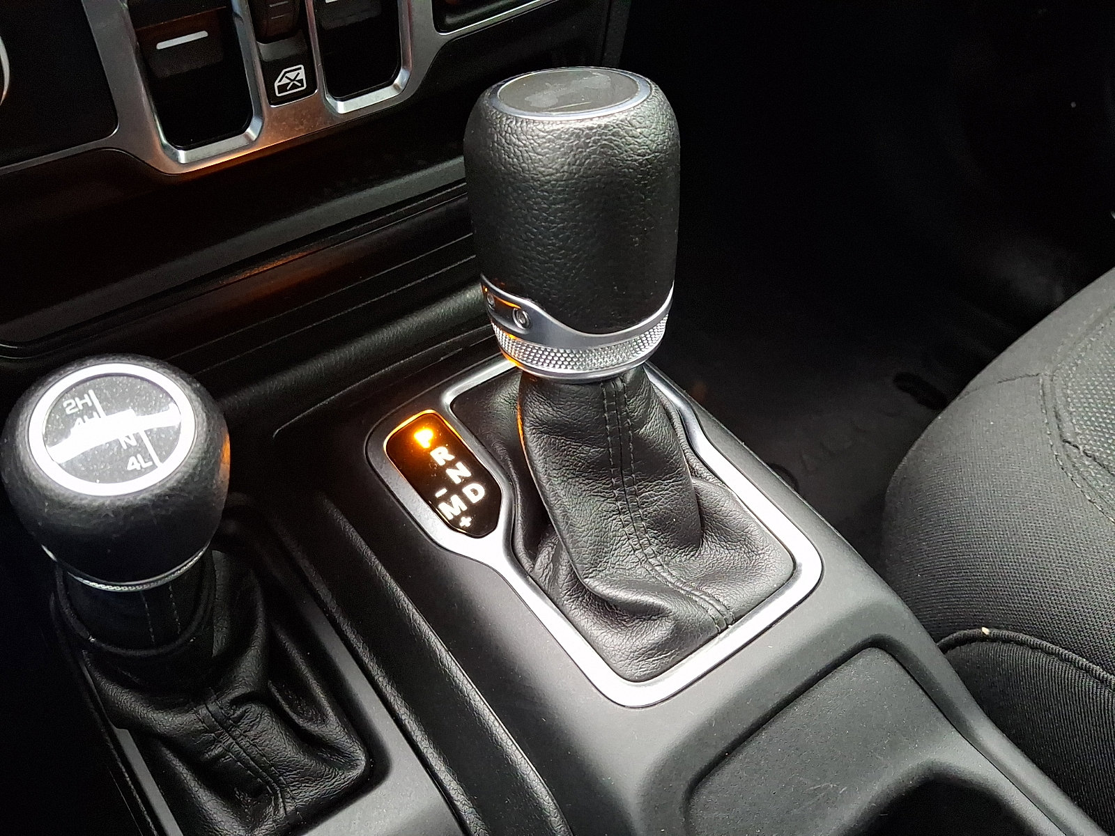 Certified 2023 Jeep Wrangler Unlimited Sport image 13