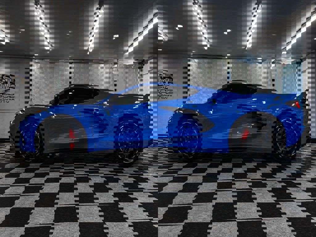Used 2020 Chevrolet Corvette Stingray Preferred Cpe w/ 2LT Preferred Equipment Group image 32