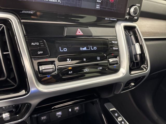 Used 2022 Kia Sorento SX Prestige image 31