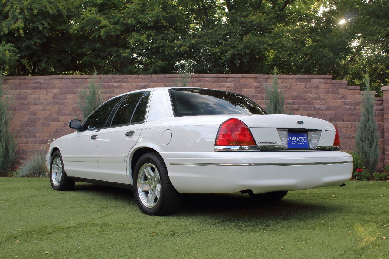 Used 1999 Ford Crown Victoria LX RWD image 30