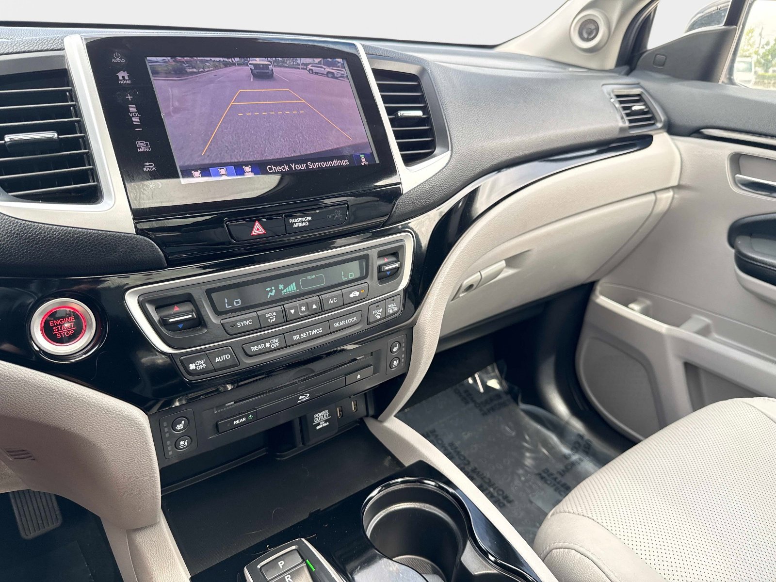 Used 2018 Honda Pilot Elite image 26