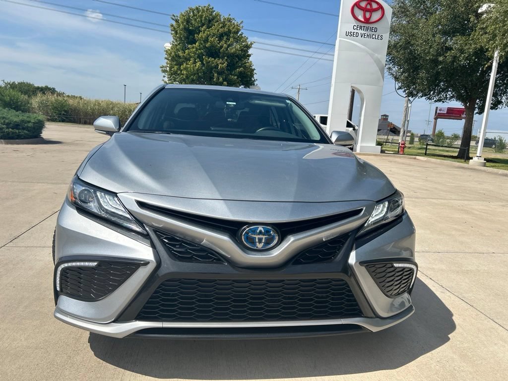 Used 2024 Toyota Camry XSE w/ Cold Weather Package FWD image 2