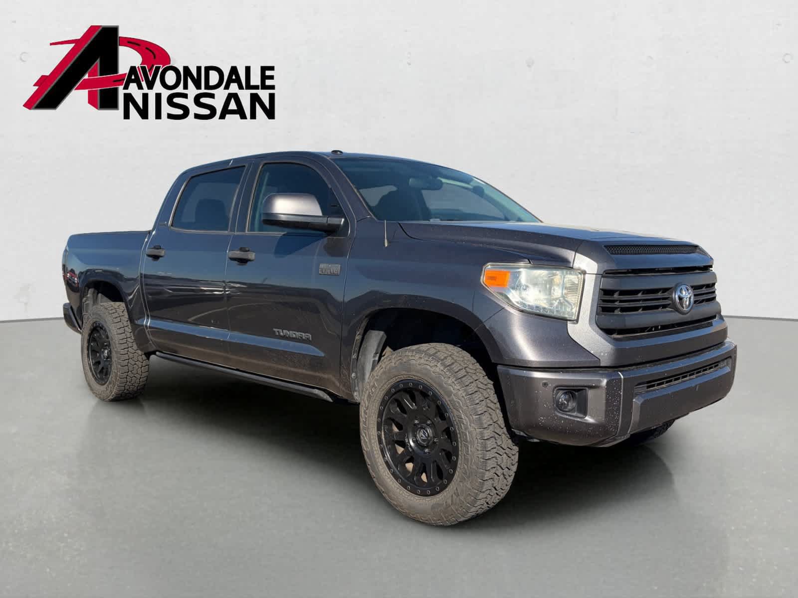 Used 2017 Toyota Tundra SR5 w/ SR5 Upgrade Package RWD image 4