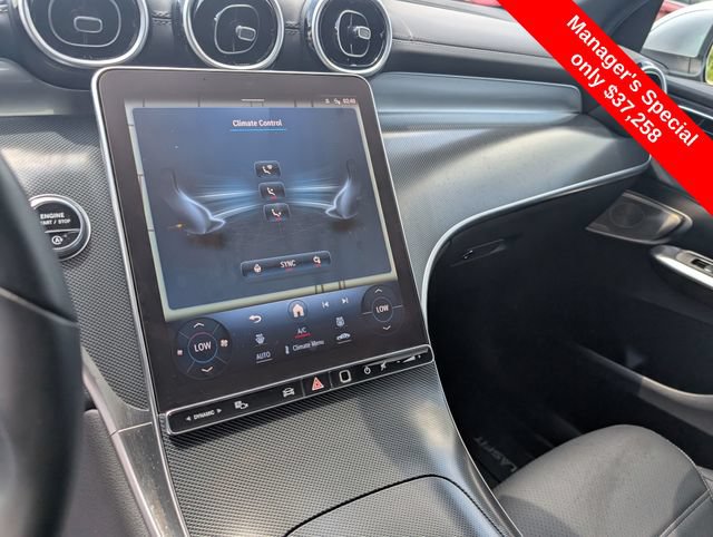 Used 2024 Mercedes-Benz GLC 300 4MATIC image 19