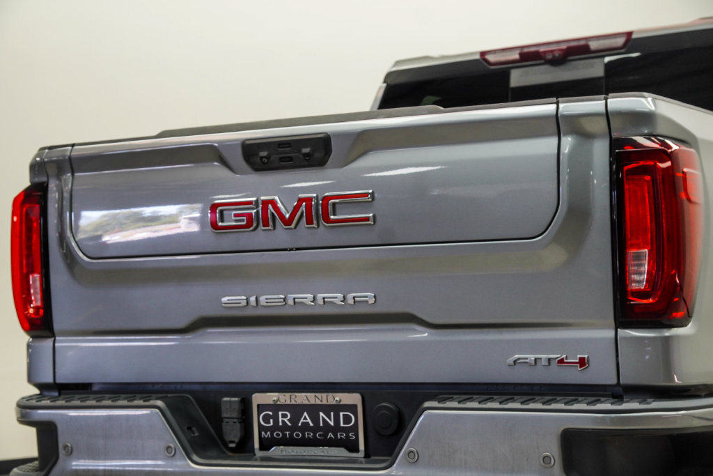 Used 2023 GMC Sierra 1500 AT4 w/ Technology Package AWD/4WD image 14