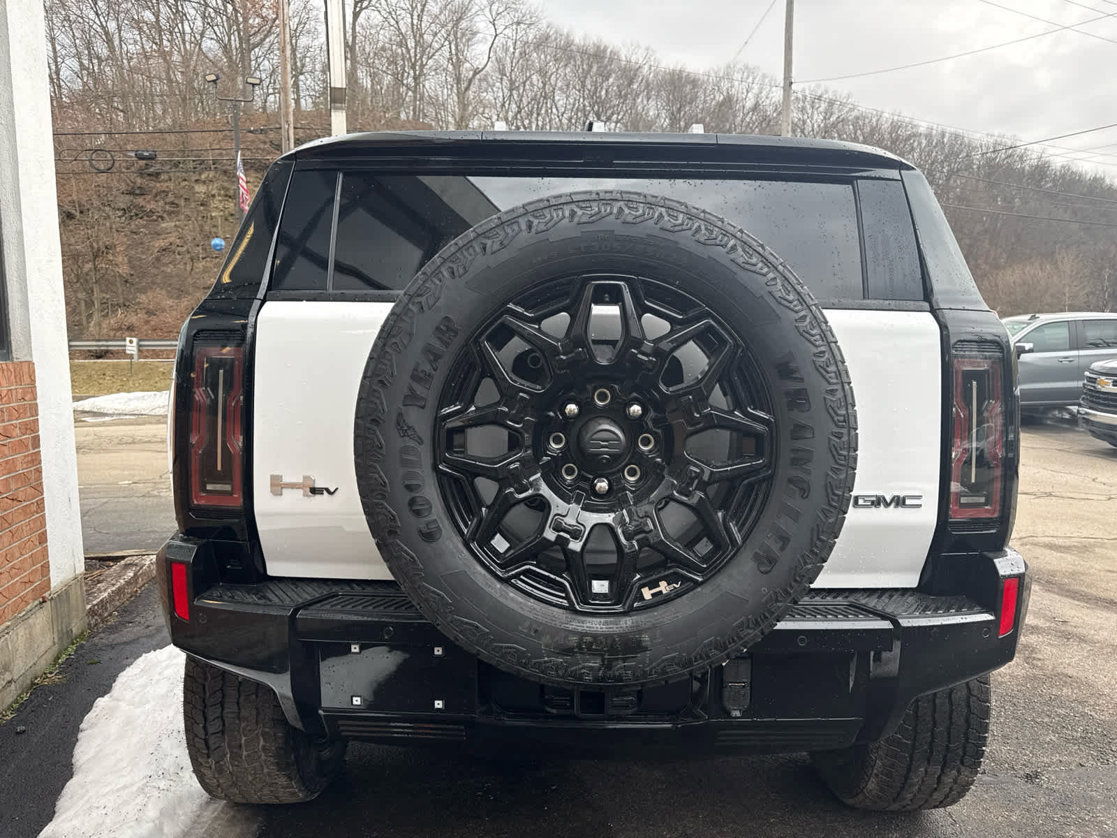 New 2026 GMC Hummer EV SUV image 8