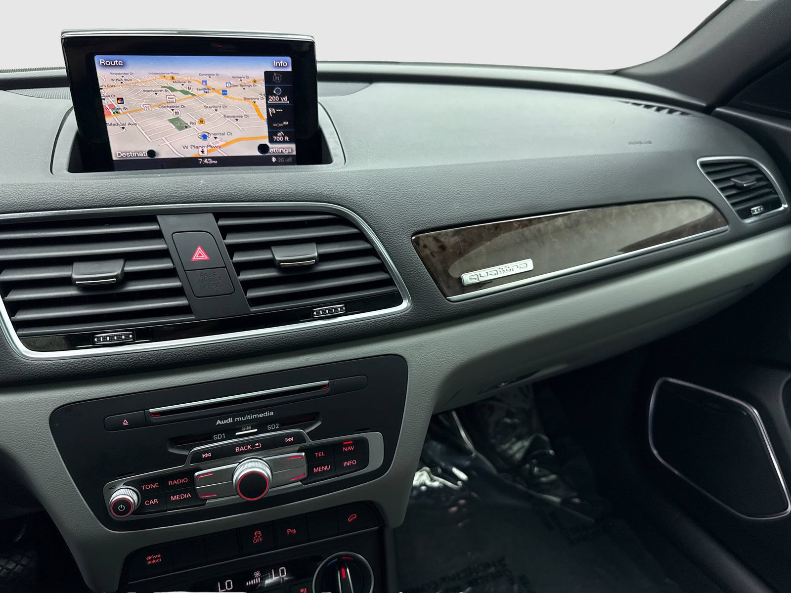 Used 2016 Audi Q3 2.0T Prestige w/ Prestige Package AWD/4WD image 24