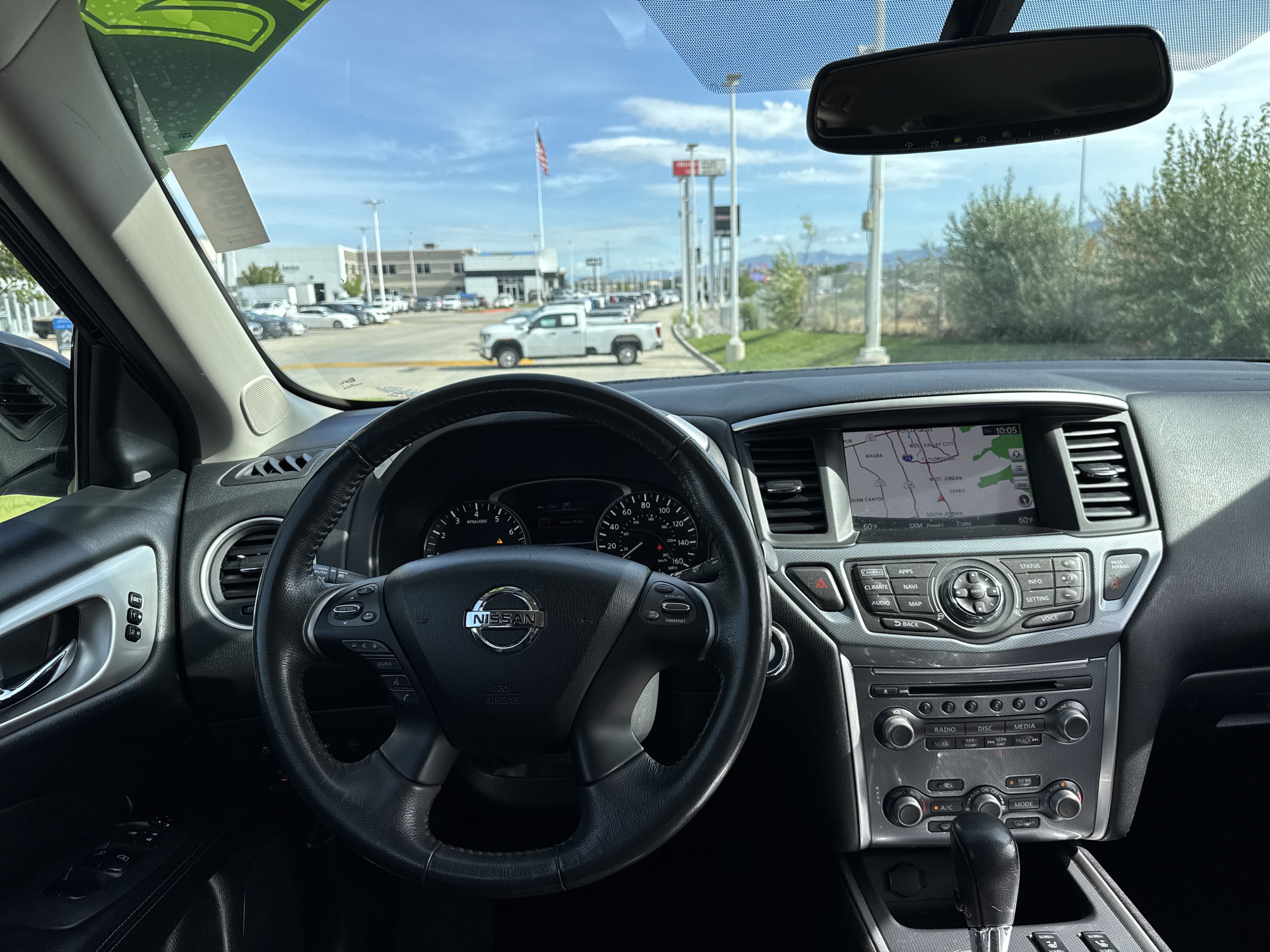 Used 2017 Nissan Pathfinder SL w/ SL Tech Package AWD/4WD image 17