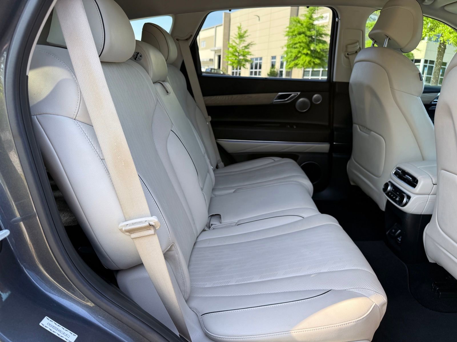 Used 2022 Genesis GV80 2.5T w/ Prestige Package 04 image 39