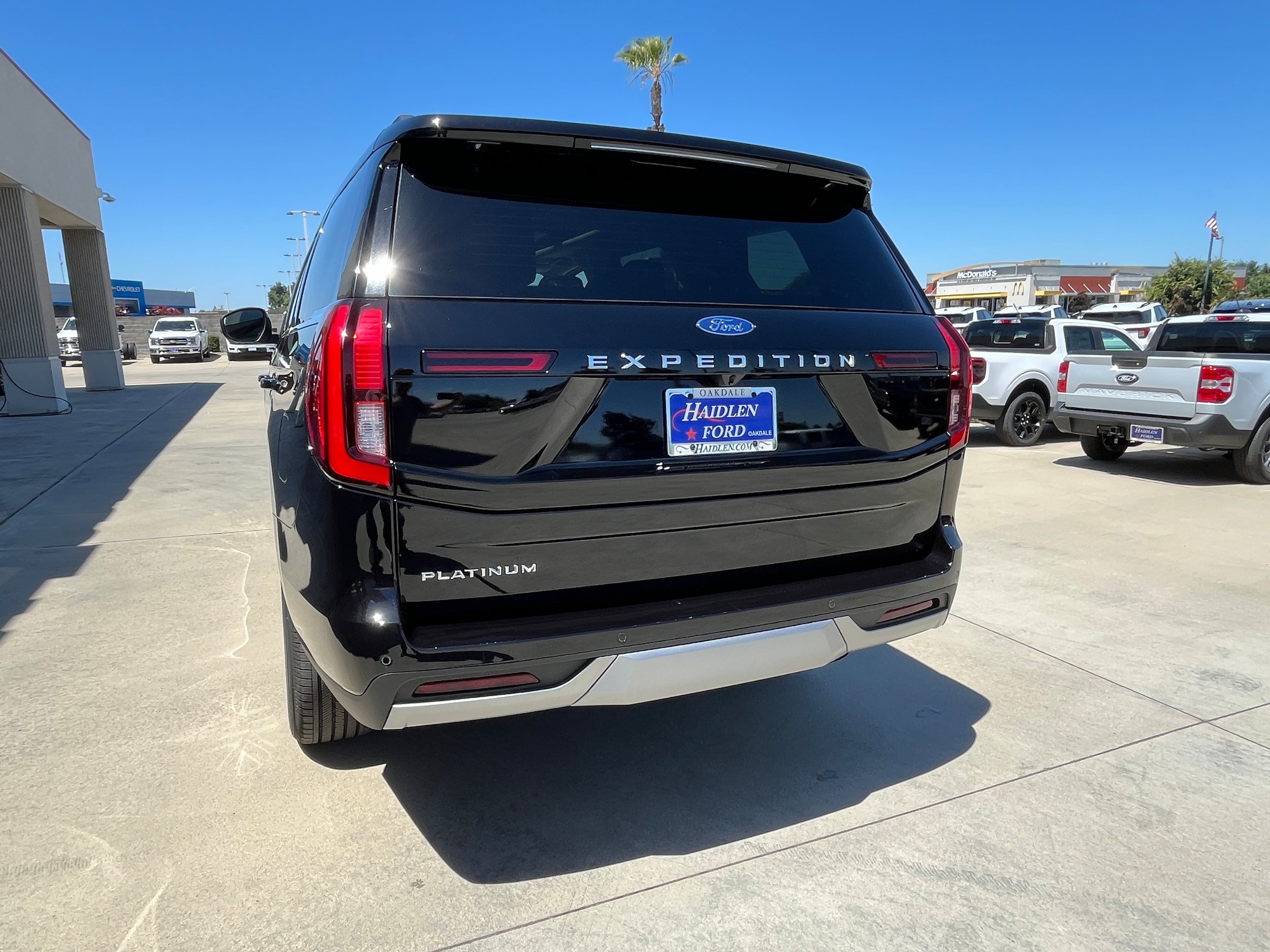 New 2026 Ford Expedition Platinum w/ Platinum Ultimate Package AWD/4WD image 34