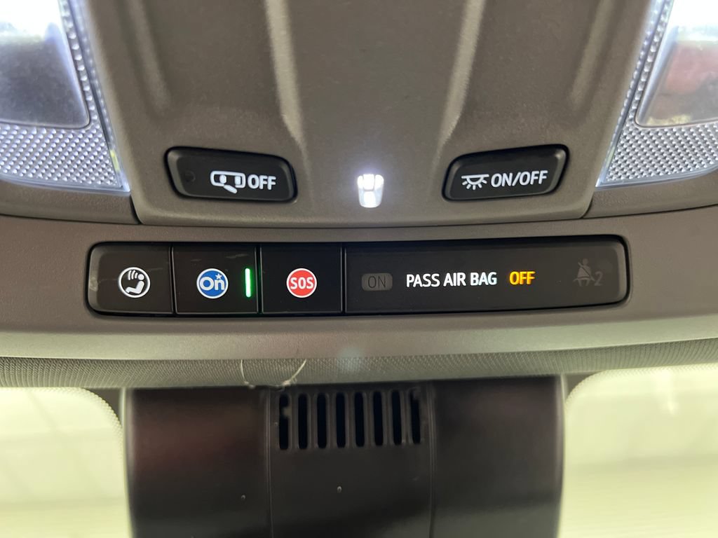Used 2025 Chevrolet Silverado 1500 LT AWD/4WD image 62