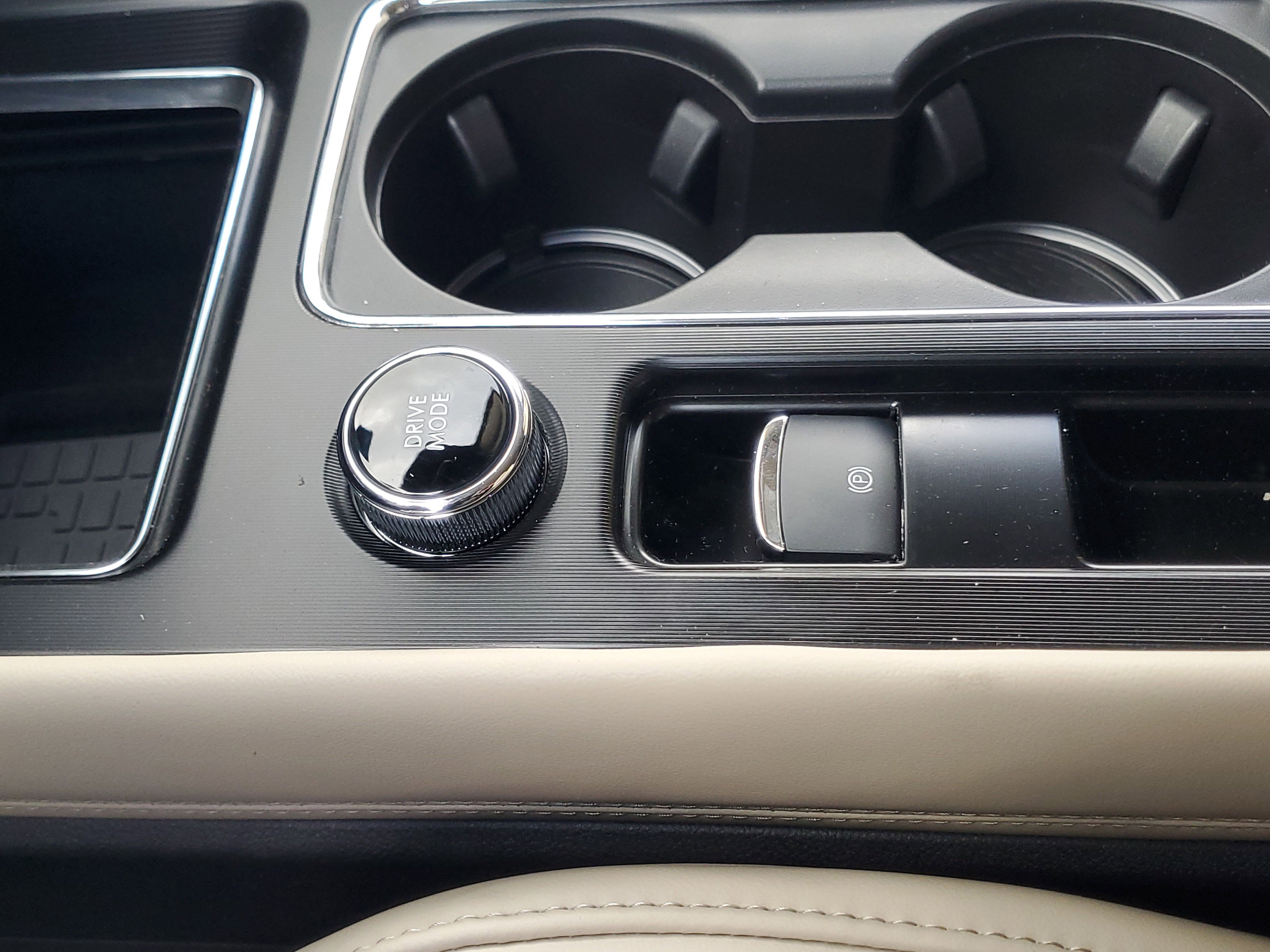 New 2026 Lincoln Corsair Grand Touring image 24