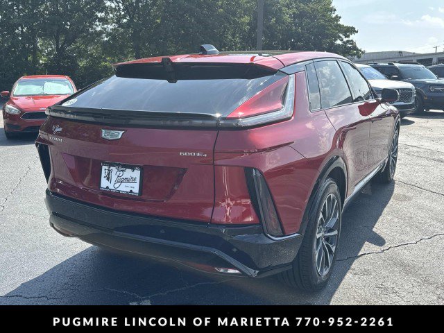 Used 2024 Cadillac Lyriq Sport w/ LPO, Floor Liner Package AWD/4WD image 7
