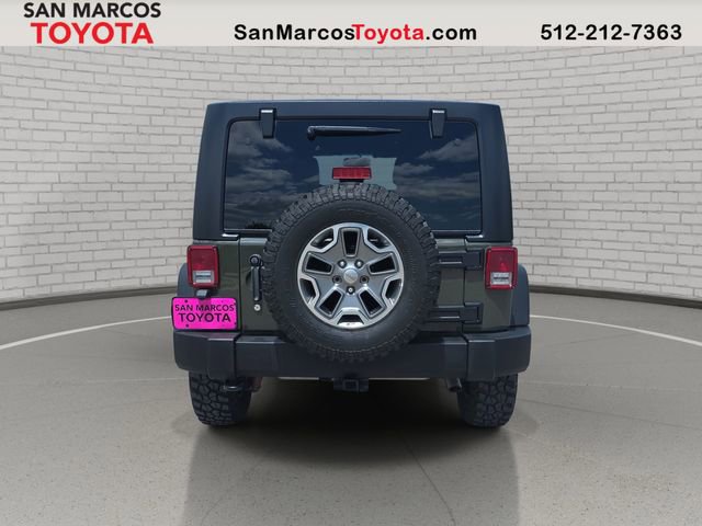 Used 2015 Jeep Wrangler Unlimited Rubicon w/ Connectivity Group AWD/4WD image 7