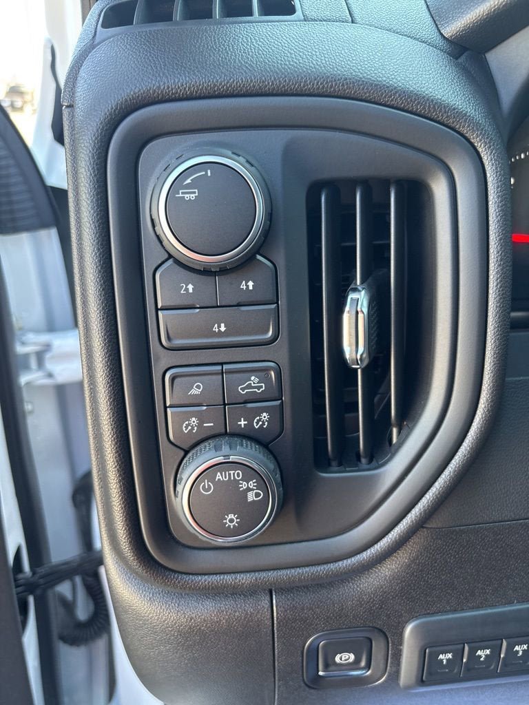 New 2025 Chevrolet Silverado 3500 W/T w/ WT Convenience Package AWD/4WD image 23