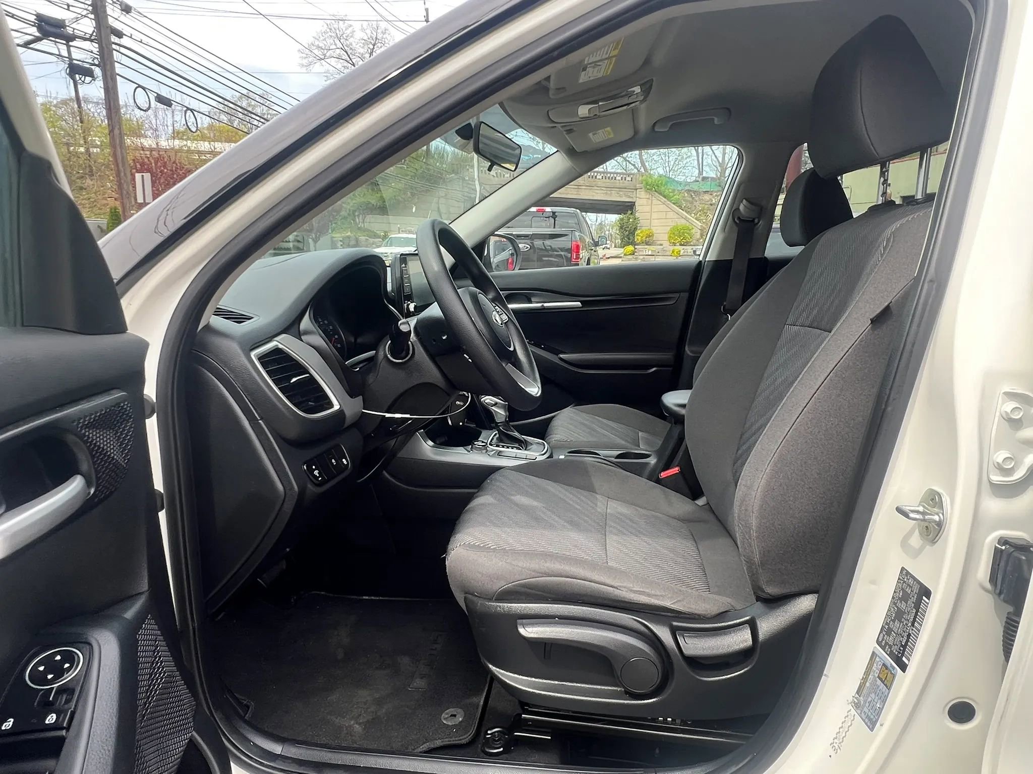 Used 2021 Kia Seltos LX image 27