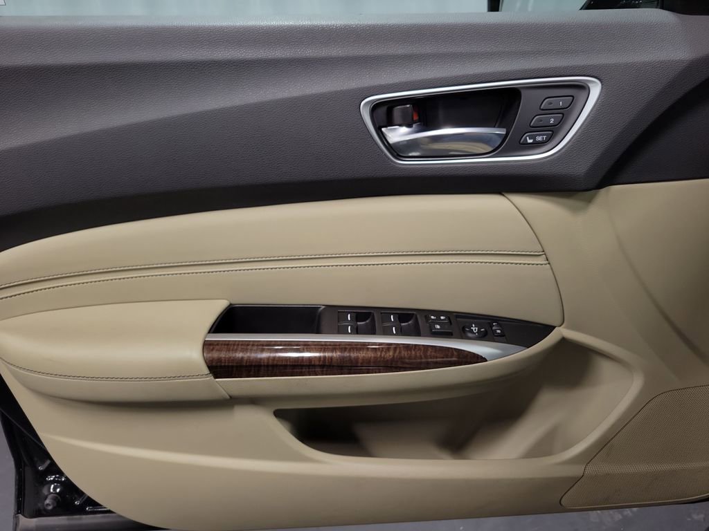 Used 2020 Acura TLX V6 SH-AWD w/ Technology Pkg image 24