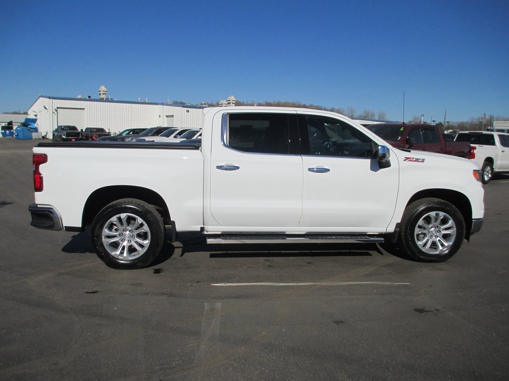 Used 2023 Chevrolet Silverado 1500 LTZ w/ LTZ Convenience Package II image 3