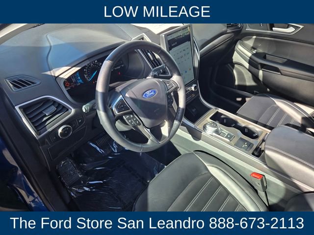 Certified 2024 Ford Edge SEL image 3
