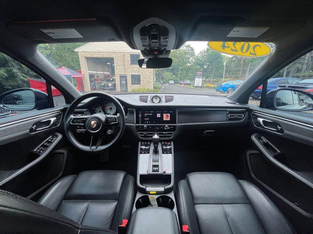 Used 2024 Porsche Macan GTS image 14