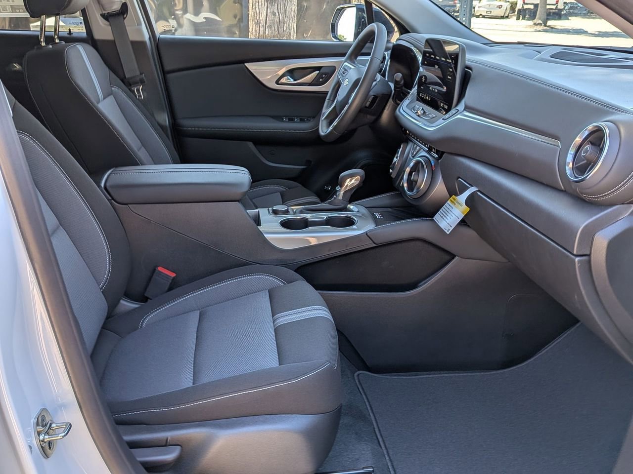 New 2026 Chevrolet Blazer LT FWD image 24
