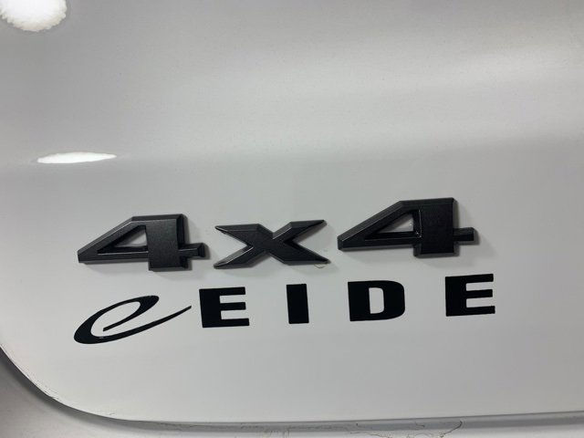 New 2026 Jeep Compass Limited image 9