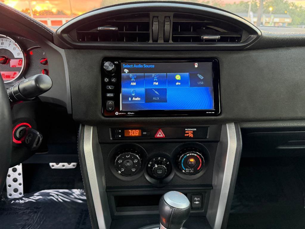 Used 2019 Toyota 86 image 19
