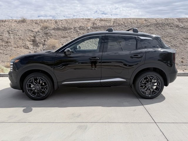 New 2026 Nissan Kicks SR image 4