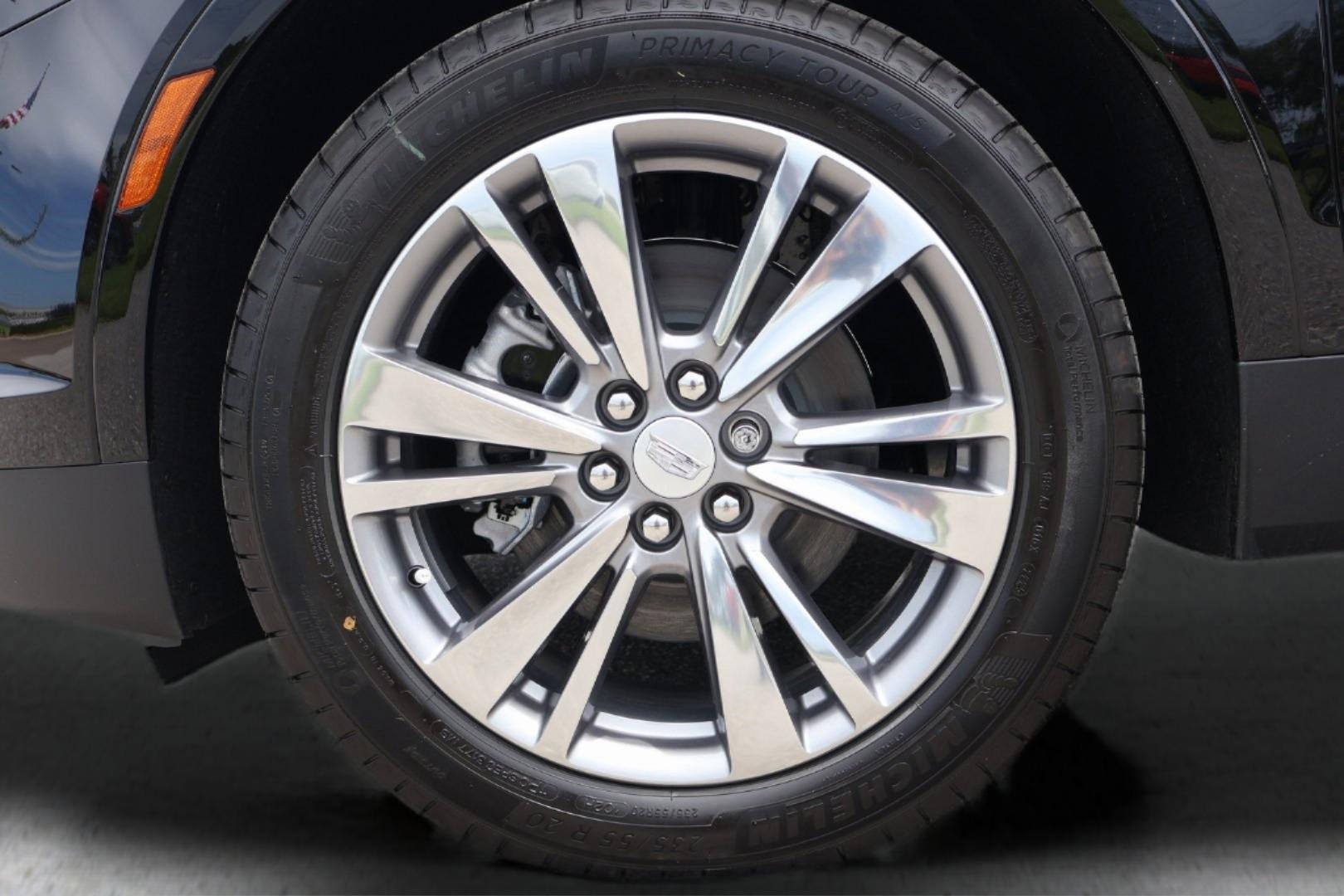 New 2025 Cadillac XT5 Premium Luxury image 9