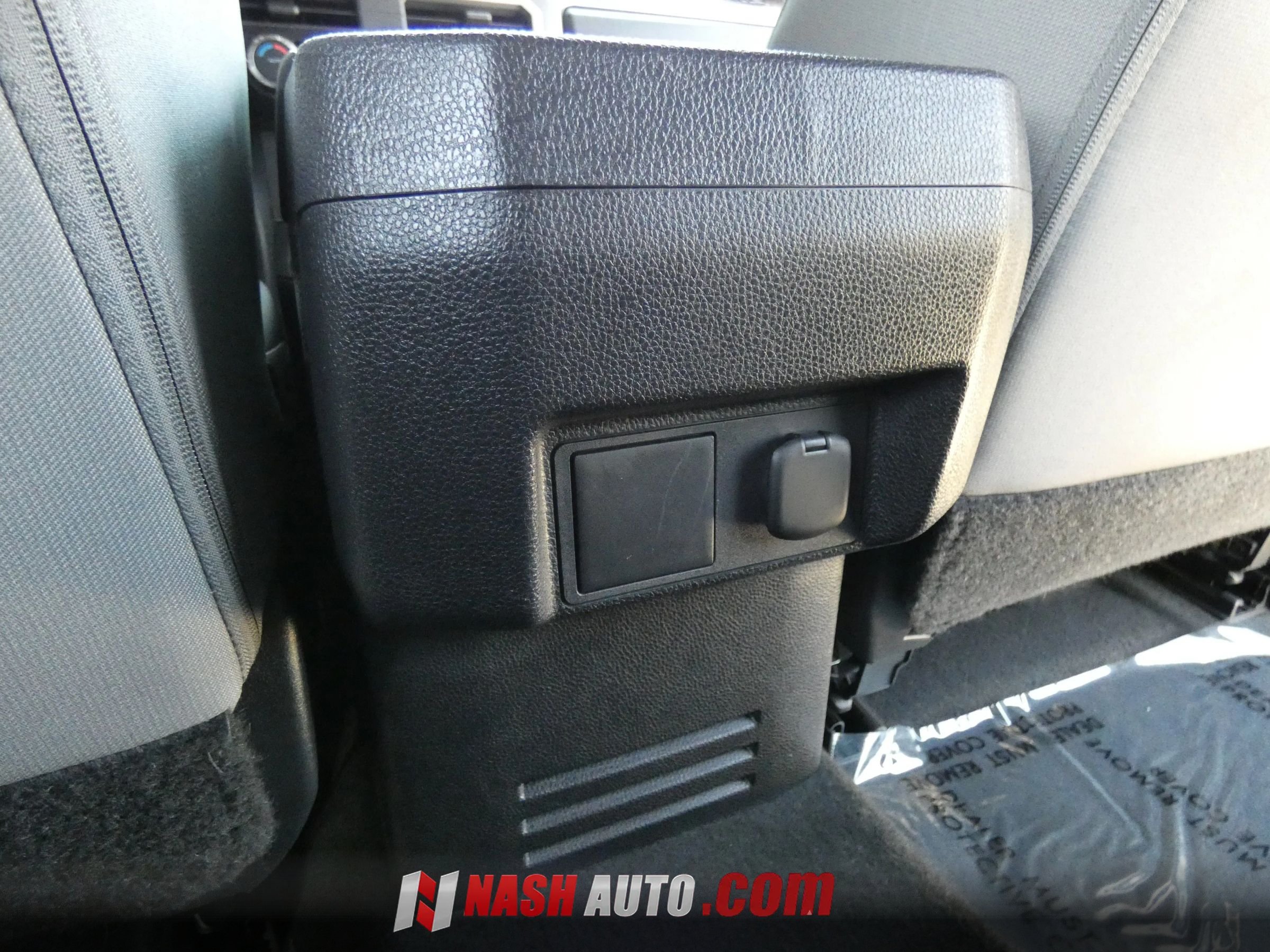 Used 2025 Toyota Tacoma TRD Sport AWD/4WD image 49