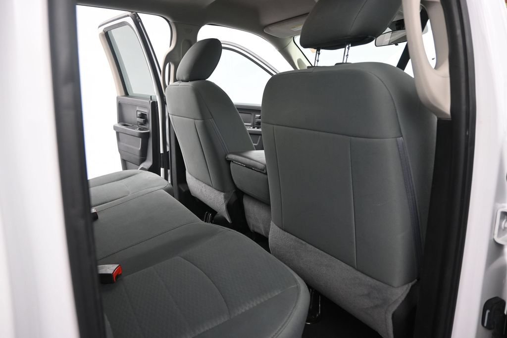 Used 2018 RAM 1500 ST w/ SXT Appearance Group AWD/4WD image 18