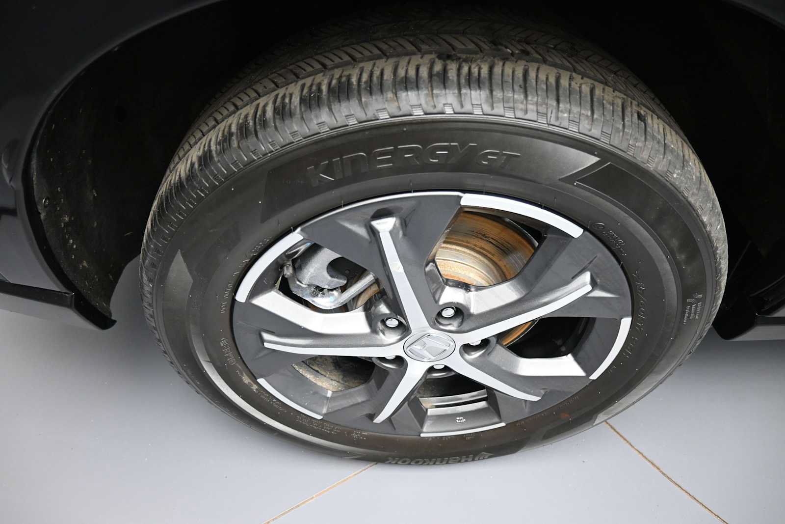 Used 2024 Honda HR-V EX-L image 11