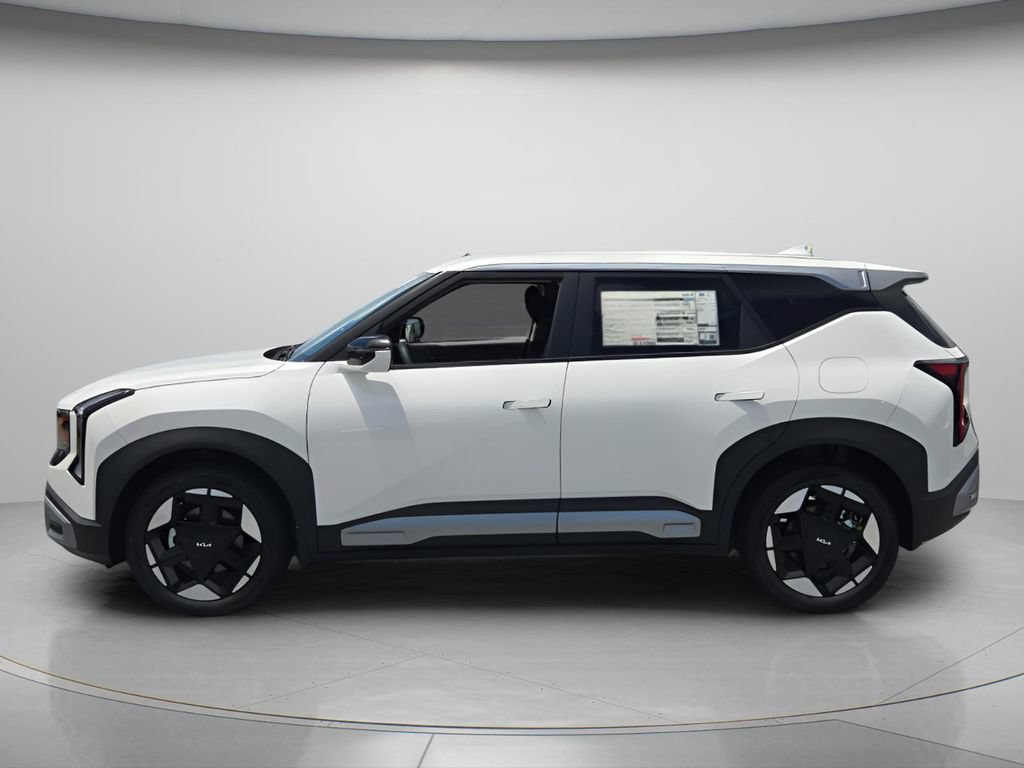 New 2027 Kia Seltos EX FWD image 2