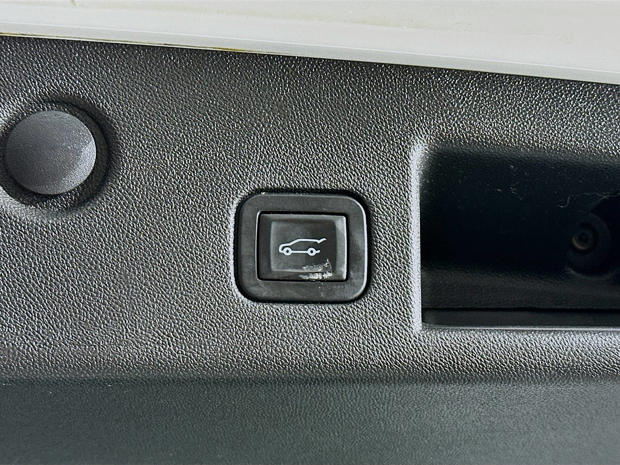 Used 2019 Chevrolet Equinox LT image 28