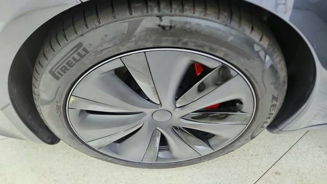 Used 2025 Tesla Model S Plaid image 54