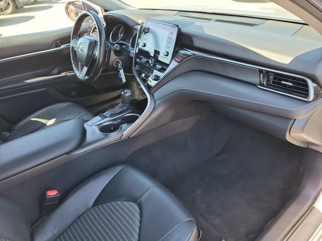 Used 2023 Toyota Camry SE FWD image 33