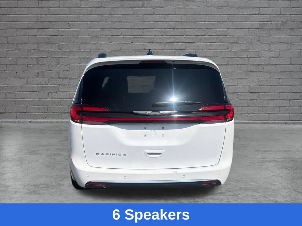 Used 2025 Chrysler Pacifica Select FWD image 7