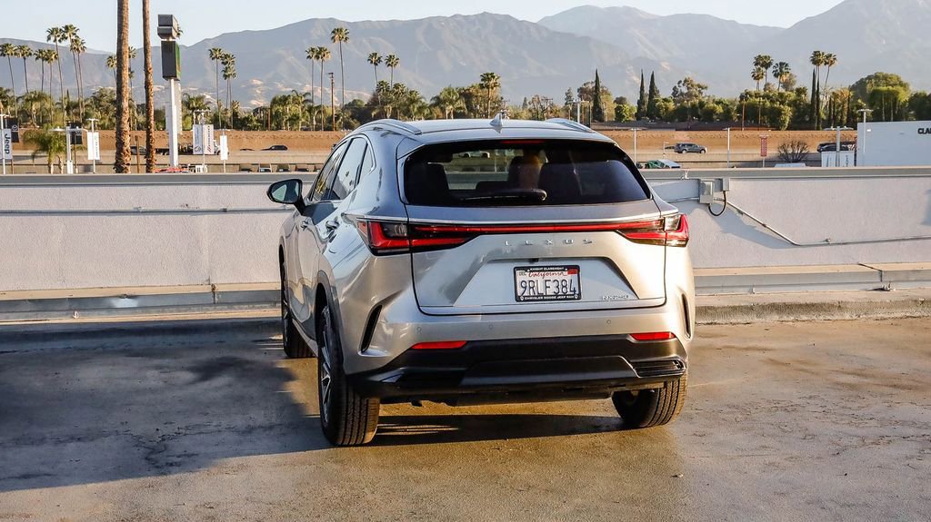 Used 2025 Lexus NX 250 FWD w/ Premium Package image 7