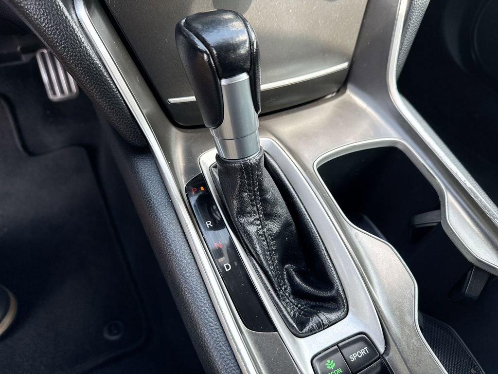 Used 2019 Honda Accord Sport image 19