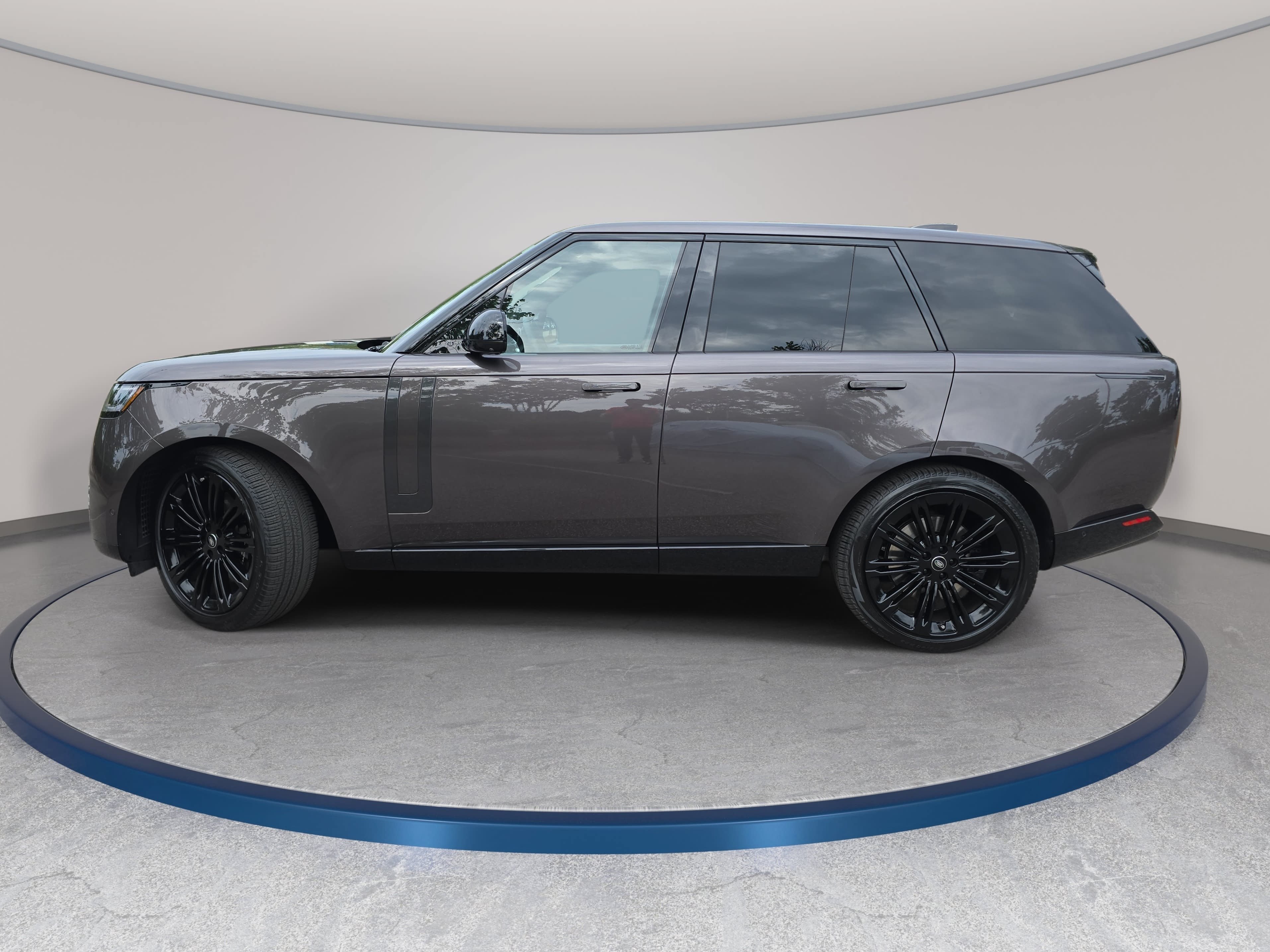 Certified 2024 Land Rover Range Rover SE AWD/4WD image 8
