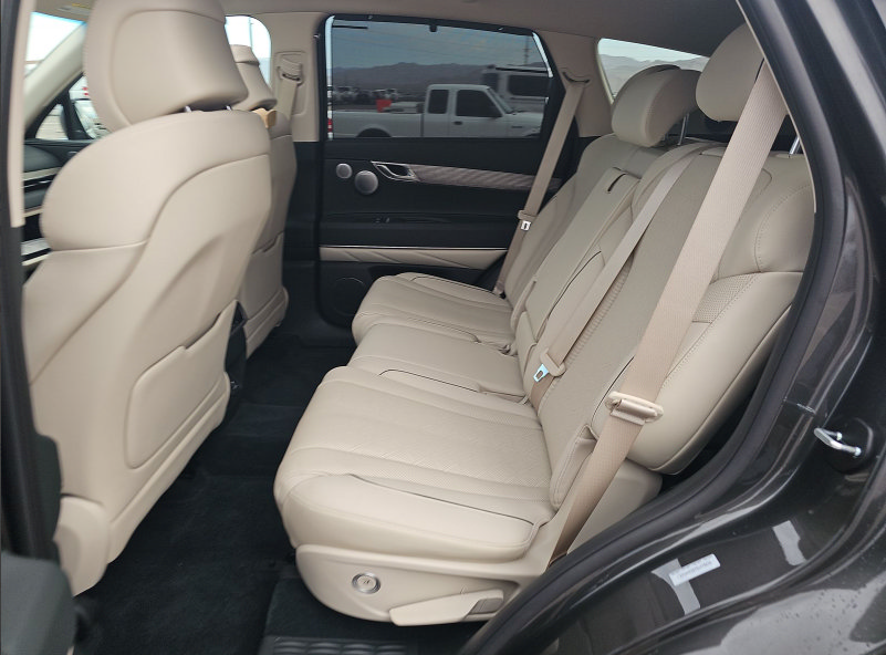Used 2025 Genesis GV80 2.5T Prestige AWD/4WD image 8