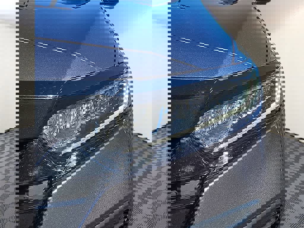 Used 2019 Honda Accord EX image 8