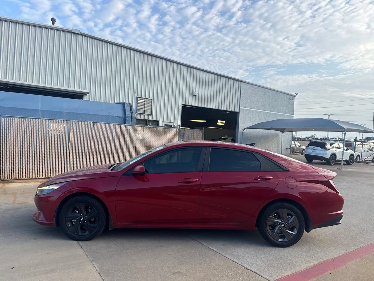 Used 2023 Hyundai Elantra SEL FWD image 11