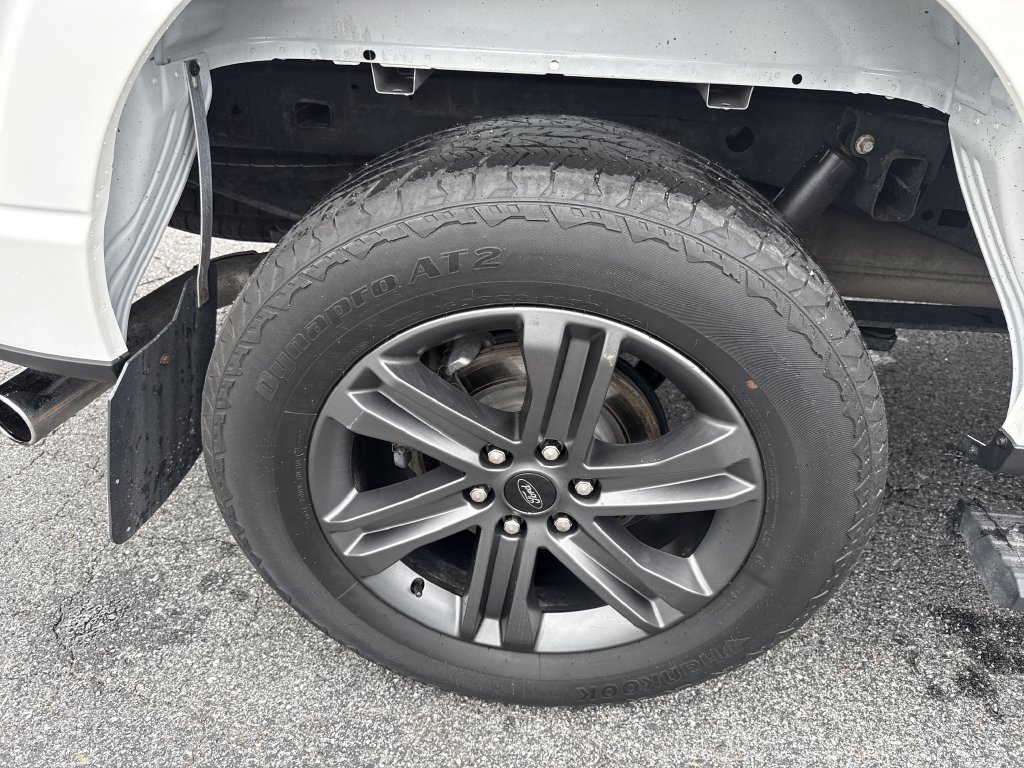 Used 2023 Ford F150 Lariat w/ Equipment Group 502A High AWD/4WD image 17