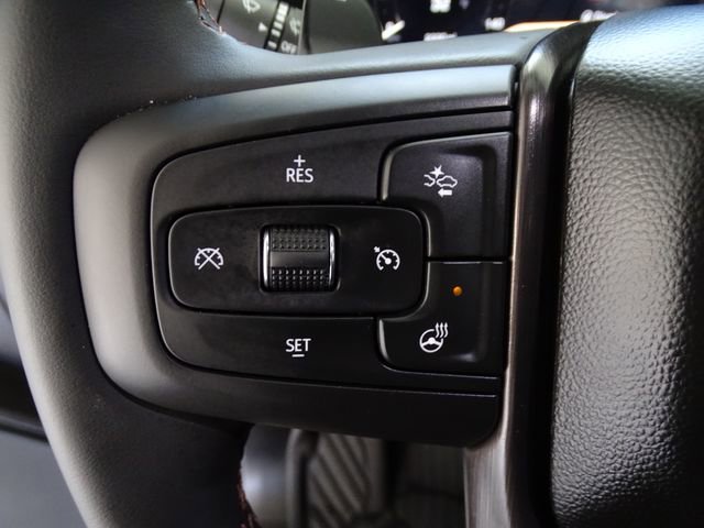 Used 2025 GMC Sierra 1500 AT4 w/ Technology Package image 7