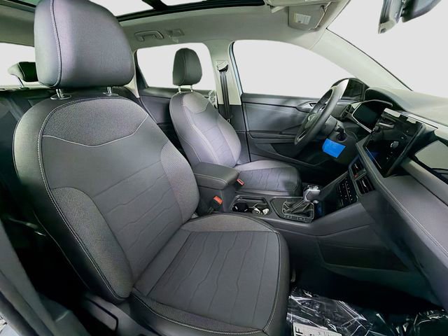 New 2026 Volkswagen Taos SE image 27