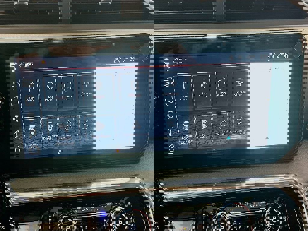 New 2026 GMC Sierra 2500 Denali w/ Denali Reserve Package image 15