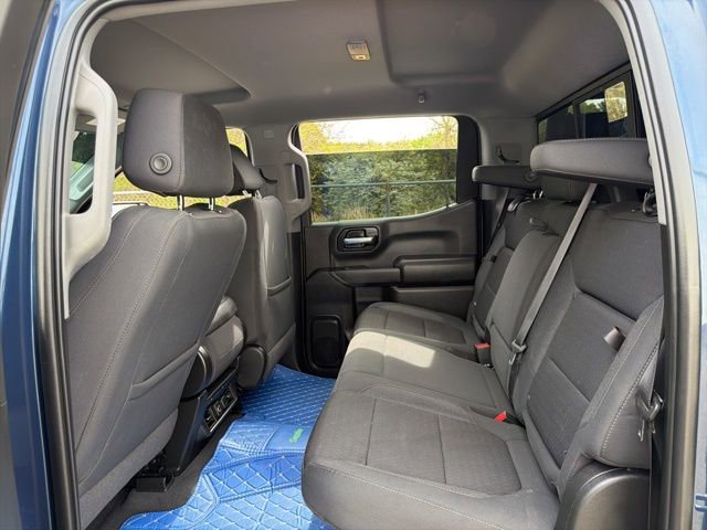 Used 2022 Chevrolet Silverado 1500 LT w/ Convenience Package II AWD/4WD image 16