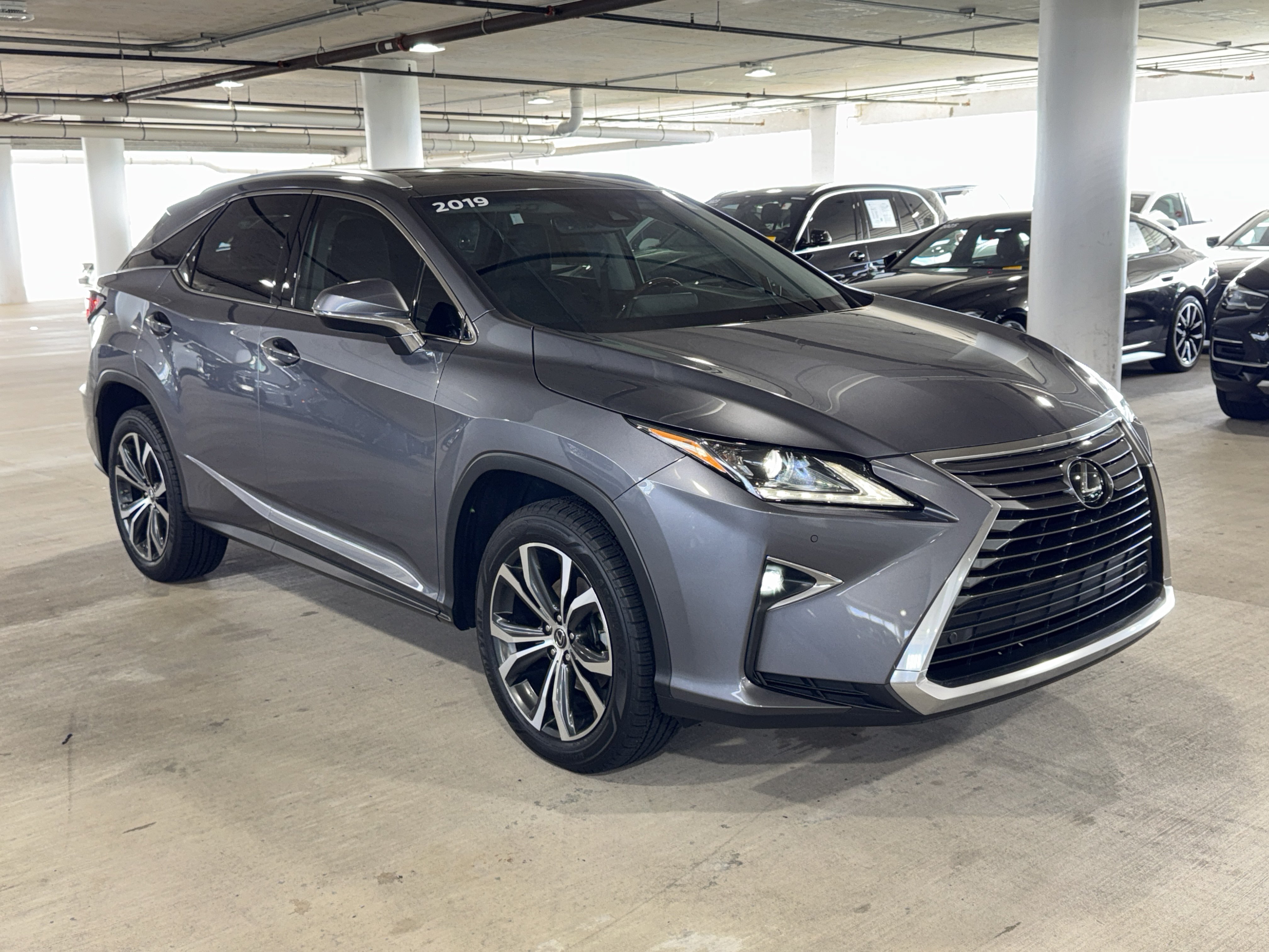 Used 2019 Lexus RX 350 FWD image 2