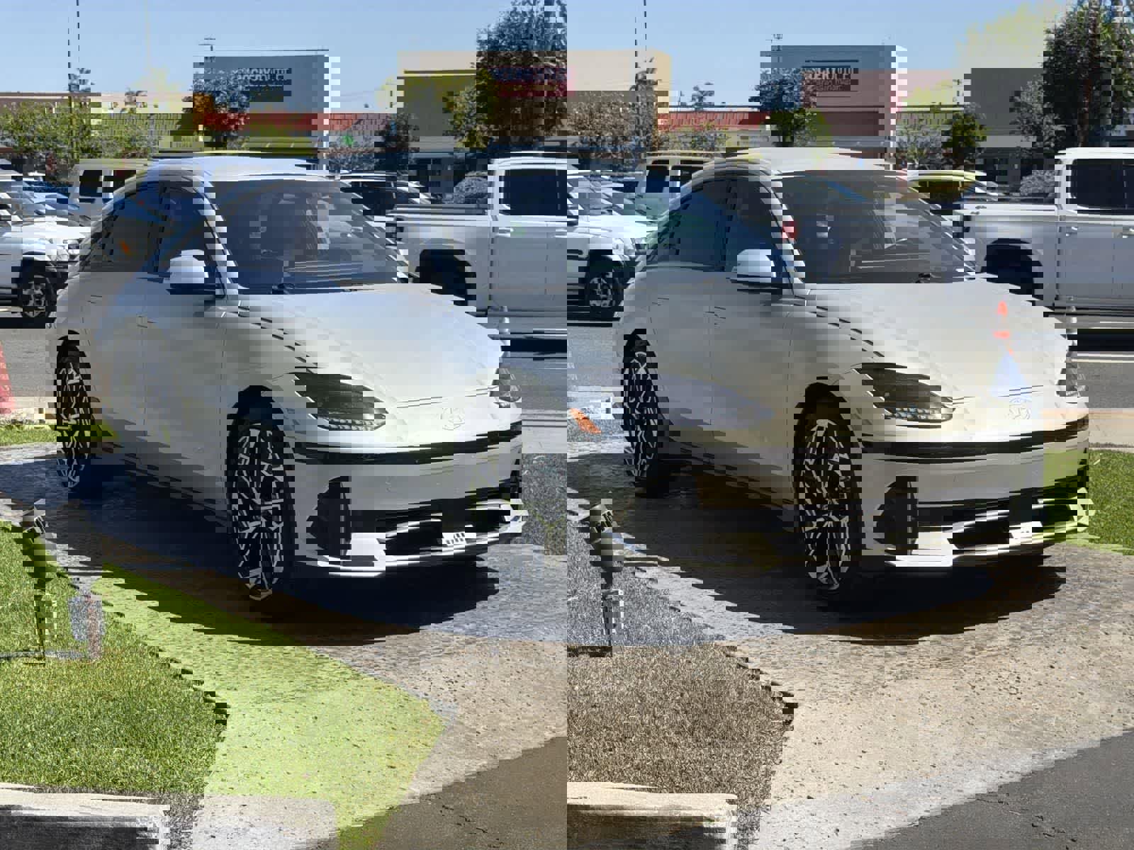 Used 2023 Hyundai Ioniq 6 SEL image 8